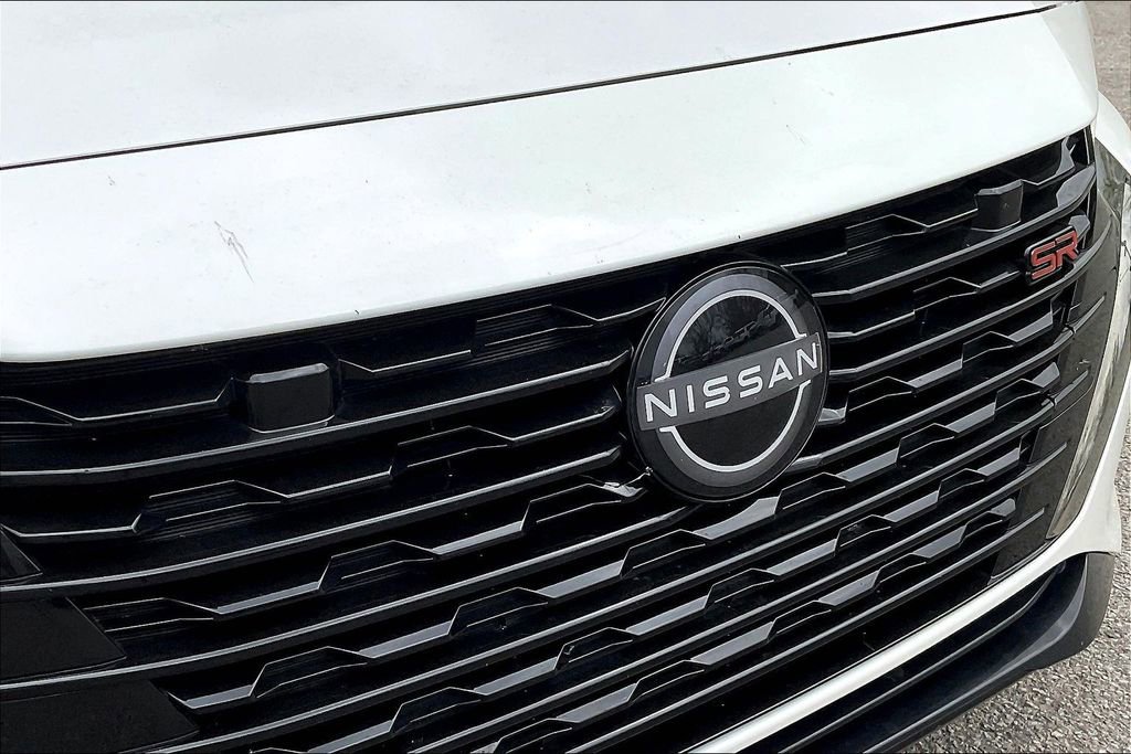 Used 2025 Nissan Sentra SR image 29