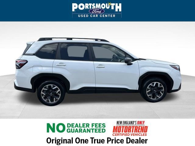 Used 2025 Subaru Forester Premium image 6