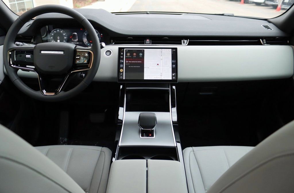Certified 2026 Land Rover Range Rover Evoque S AWD/4WD image 9