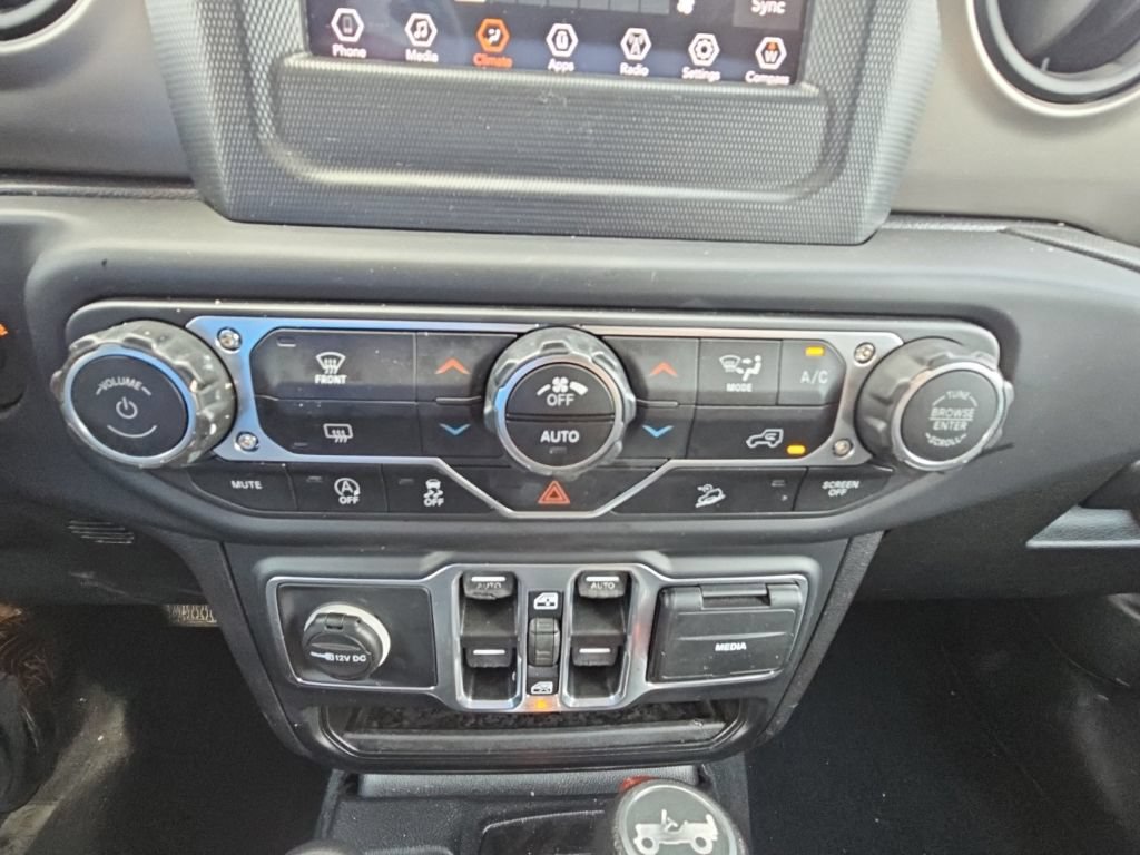 Used 2018 Jeep Wrangler Unlimited Sport S AWD/4WD image 41