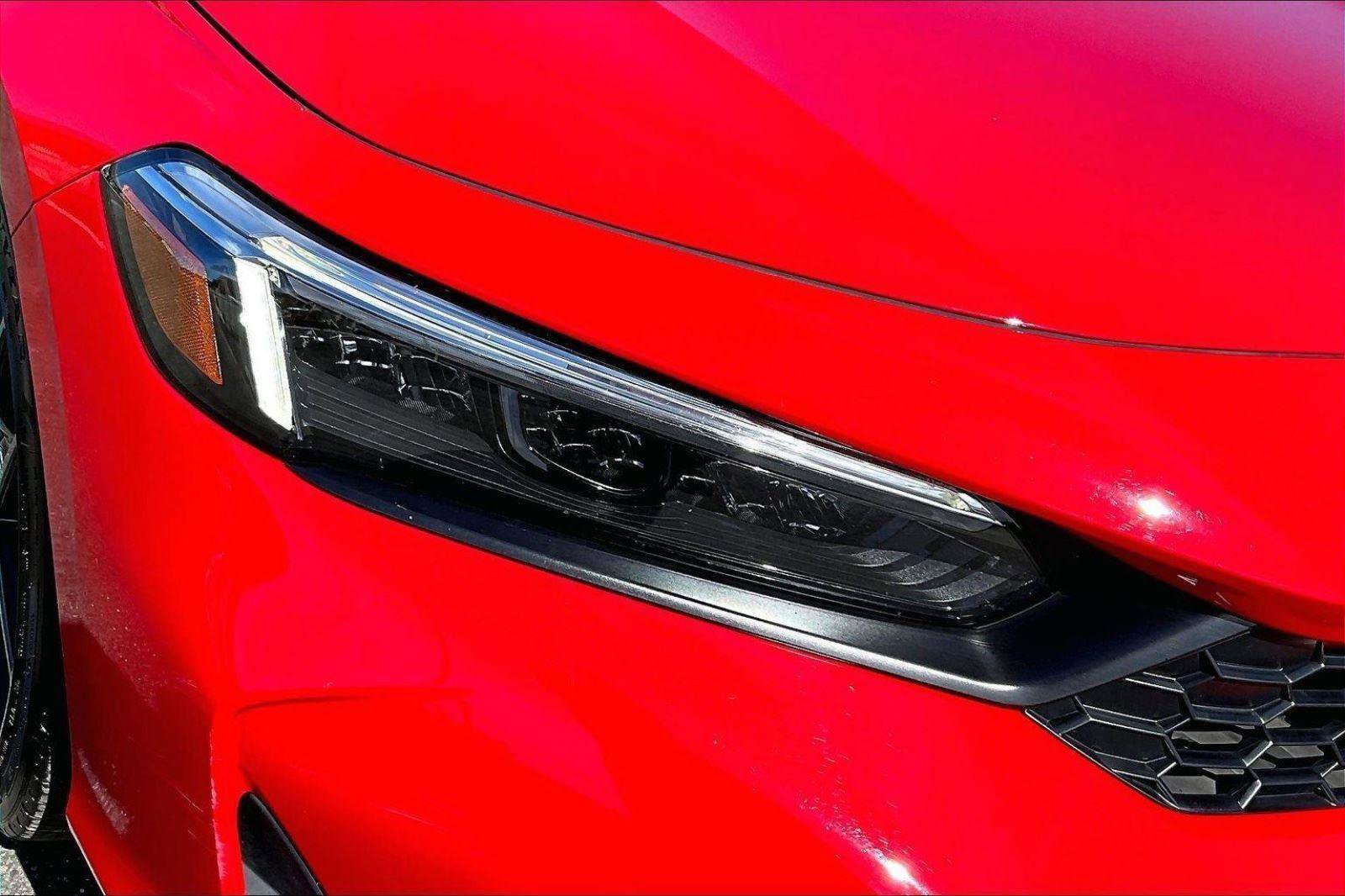 Used 2025 Honda Civic Sport image 27