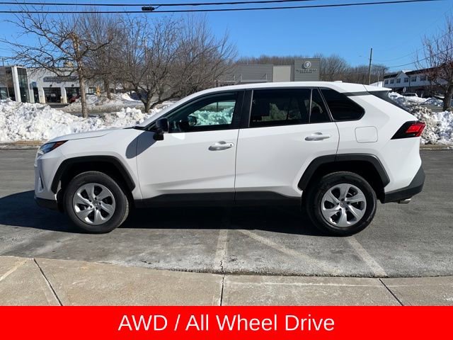 Used 2024 Toyota RAV4 LE image 6