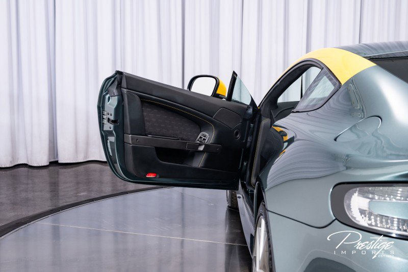 Used 2015 Aston Martin V8 Vantage GT image 25