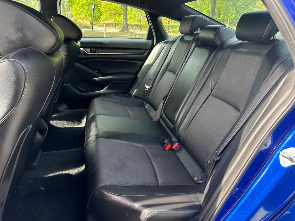 Used 2022 Honda Accord Sport image 30