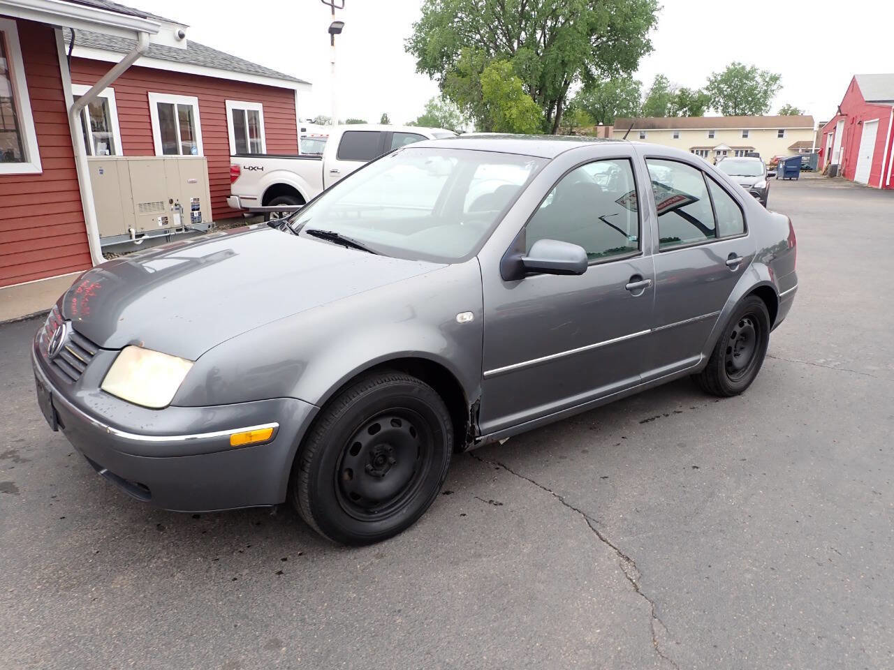 Used 2005 Volkswagen Jetta GL FWD image 3