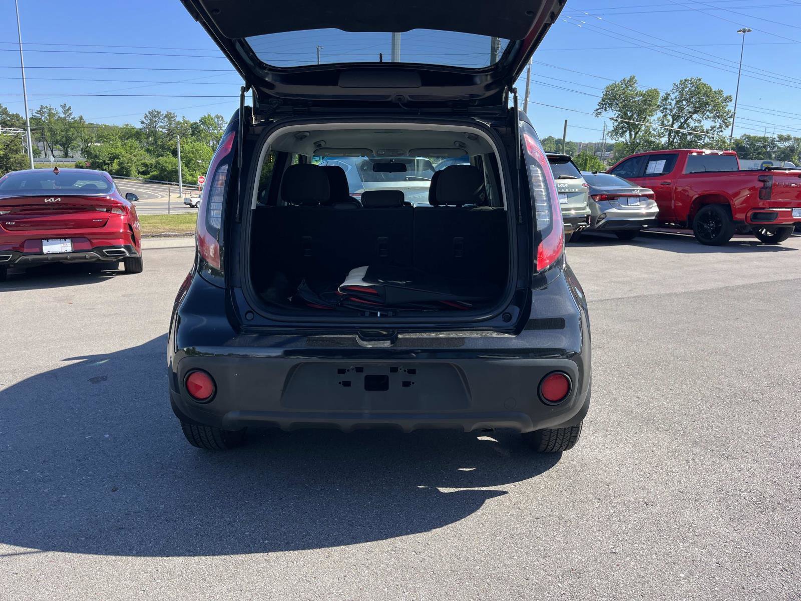 Used 2017 Kia Soul FWD image 12