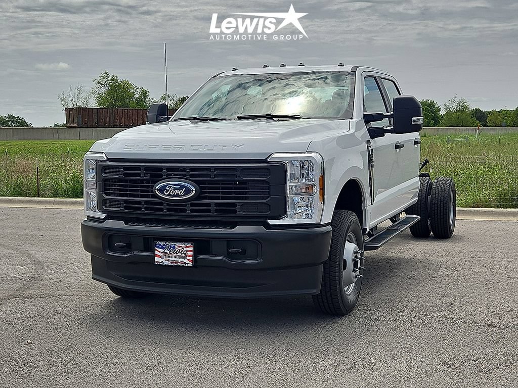 New 2026 Ford F350 XL
