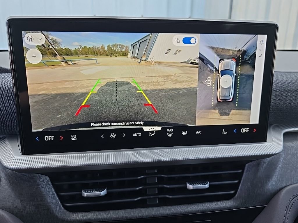 New 2026 Ford Explorer Platinum image 31