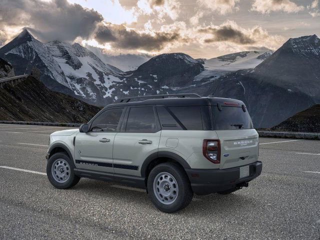 New 2024 Ford Bronco Sport Outer Banks image 4