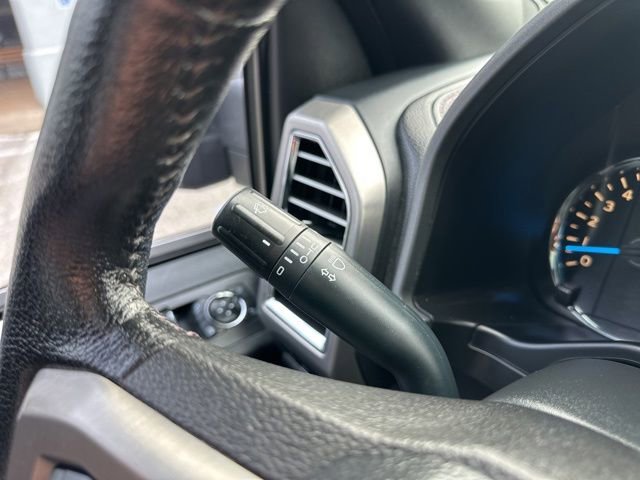 Used 2015 Ford F150 Platinum w/ Equipment Group 701A Luxury AWD/4WD image 29