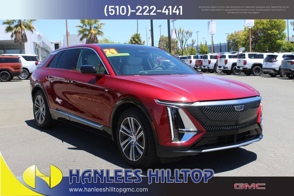 Used 2024 Cadillac Lyriq Luxury AWD/4WD image 5