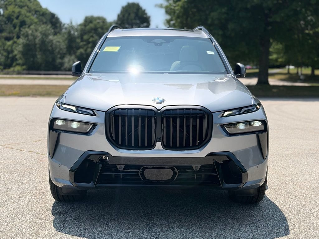 New 2027 BMW X7 xDrive40i w/ M Sport Package AWD/4WD image 9