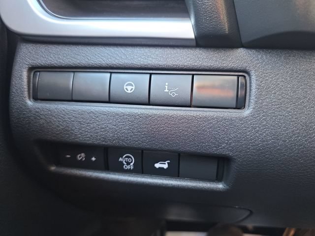 Certified 2023 Nissan Rogue Platinum w/ Platinum Premium Package AWD/4WD image 33