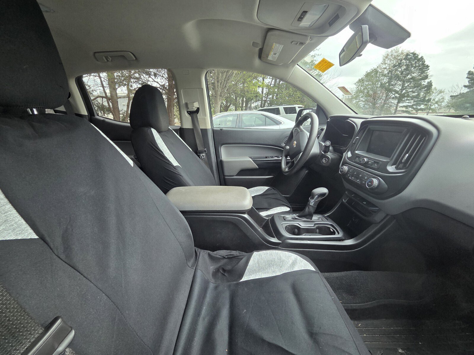 Used 2022 Chevrolet Colorado W/T w/ Custom Special Edition RWD image 8