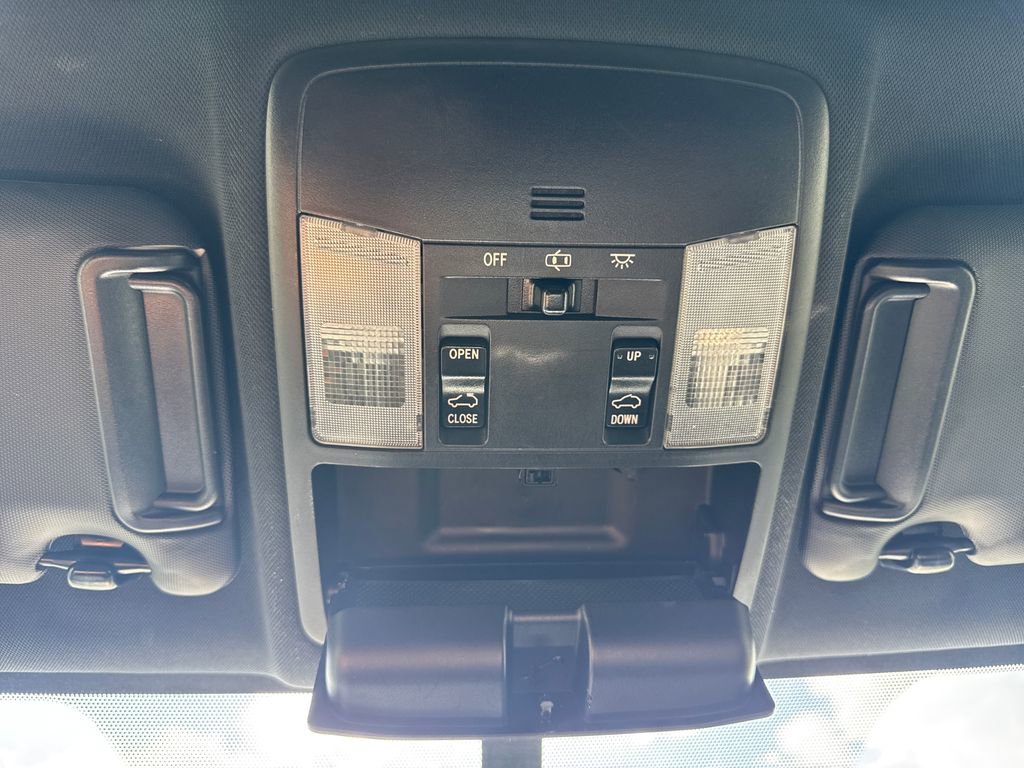 Used 2016 Toyota RAV4 SE FWD image 27