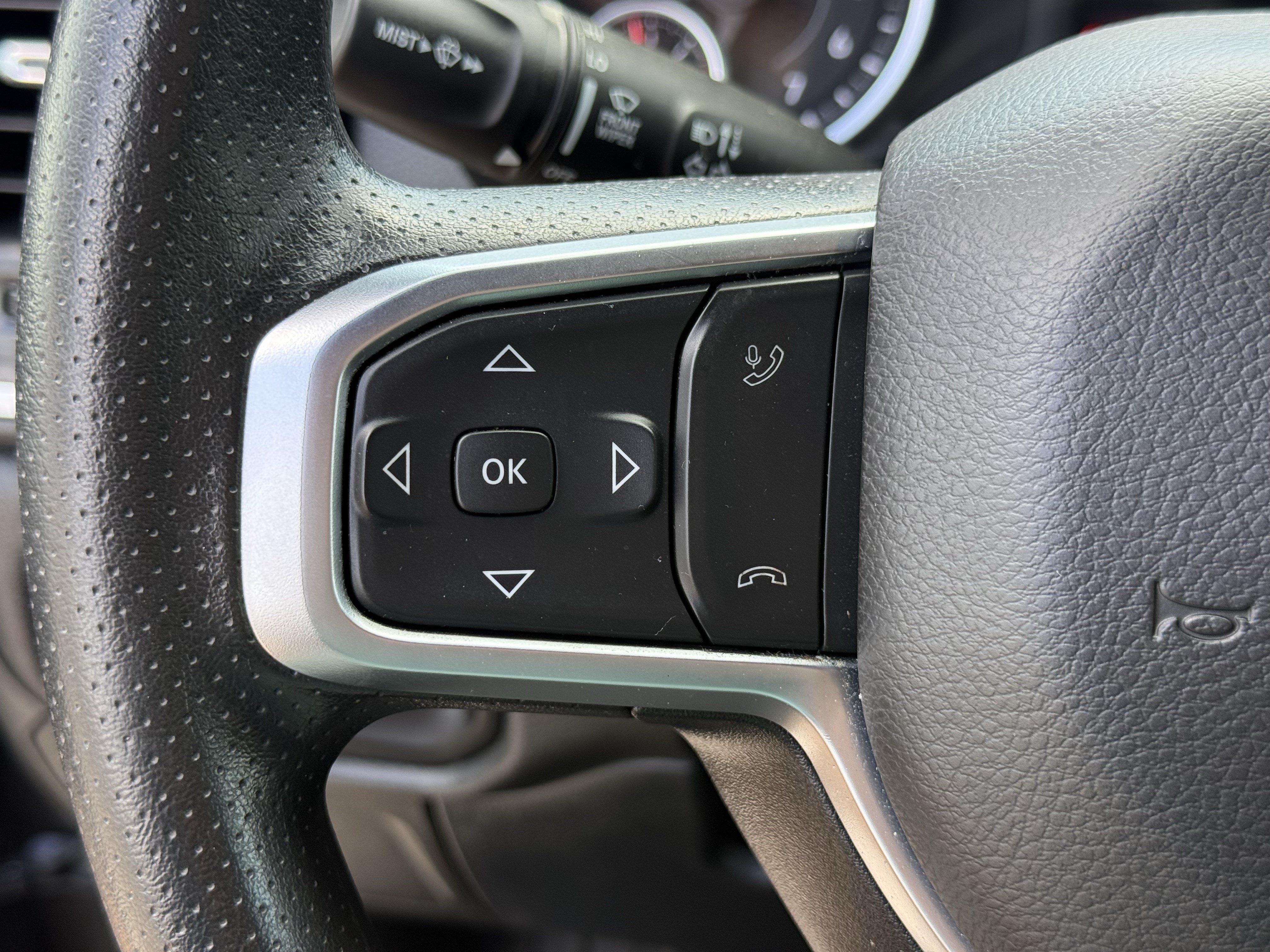 Used 2025 RAM 1500 Big Horn AWD/4WD image 17