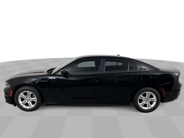 Used 2019 Dodge Charger SXT RWD image 5