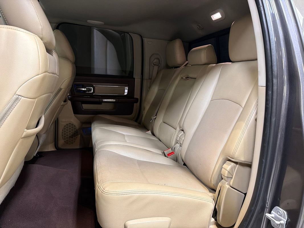 Used 2014 RAM 3500 Laramie w/ Convenience Group AWD/4WD image 27