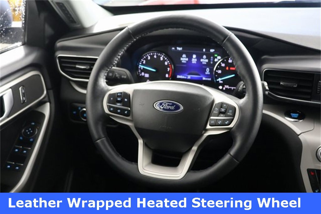 Used 2023 Ford Explorer XLT w/ Equipment Group 202A image 10