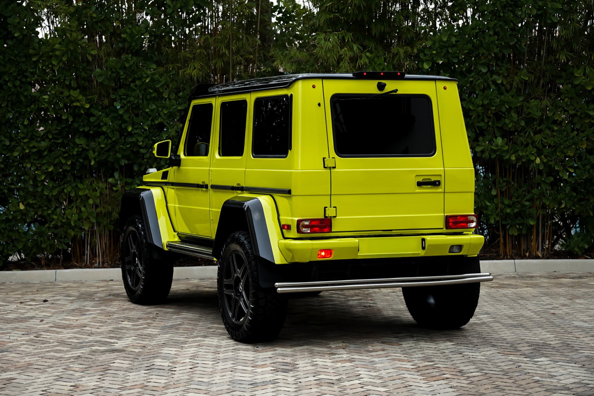 Used 2017 Mercedes-Benz G 550 Squared image 8