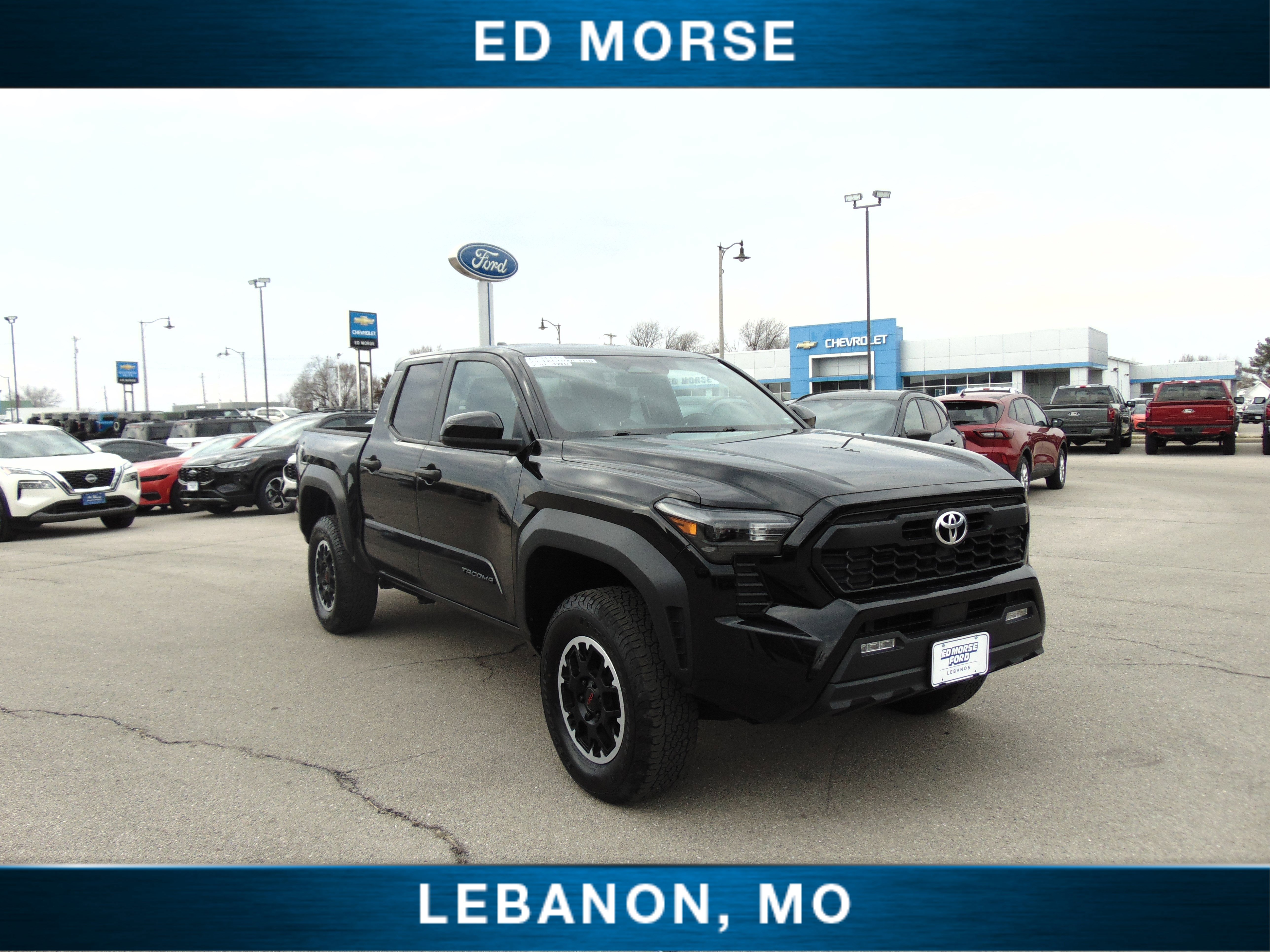 Used 2024 Toyota Tacoma TRD Off-Road image 4