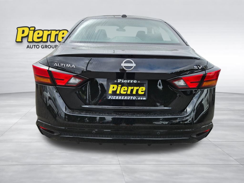 Used 2024 Nissan Altima 2.5 SV FWD image 4