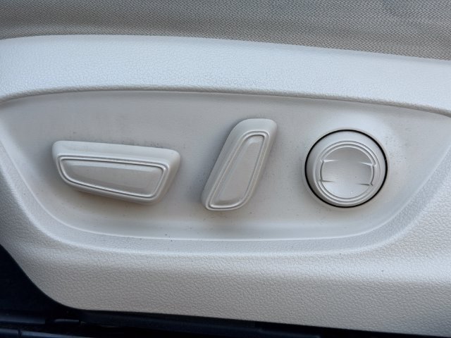 Certified 2019 Toyota Camry LE FWD image 35