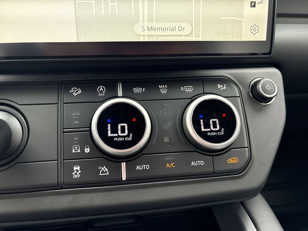 New 2026 Land Rover Defender 110 X-Dynamic SE AWD/4WD image 26