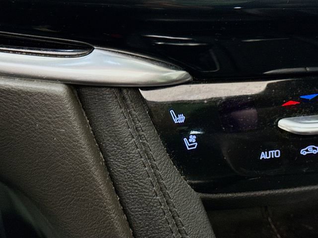 Used 2022 Cadillac XT6 Premium Luxury w/ Technology Package image 23