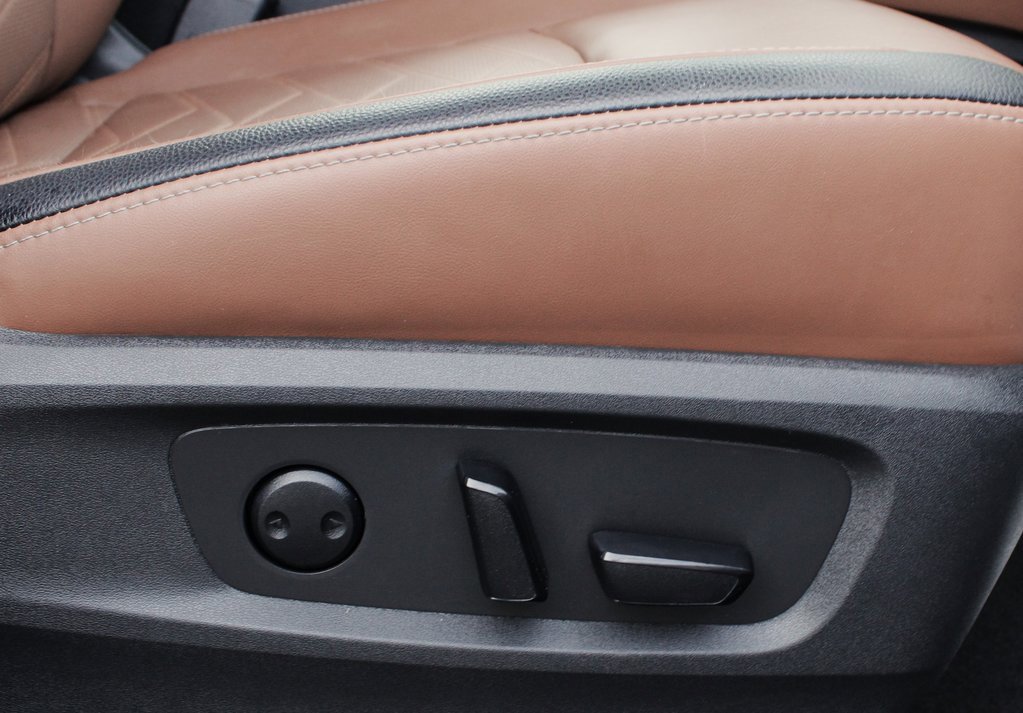 Certified 2023 Nissan Pathfinder Platinum image 27