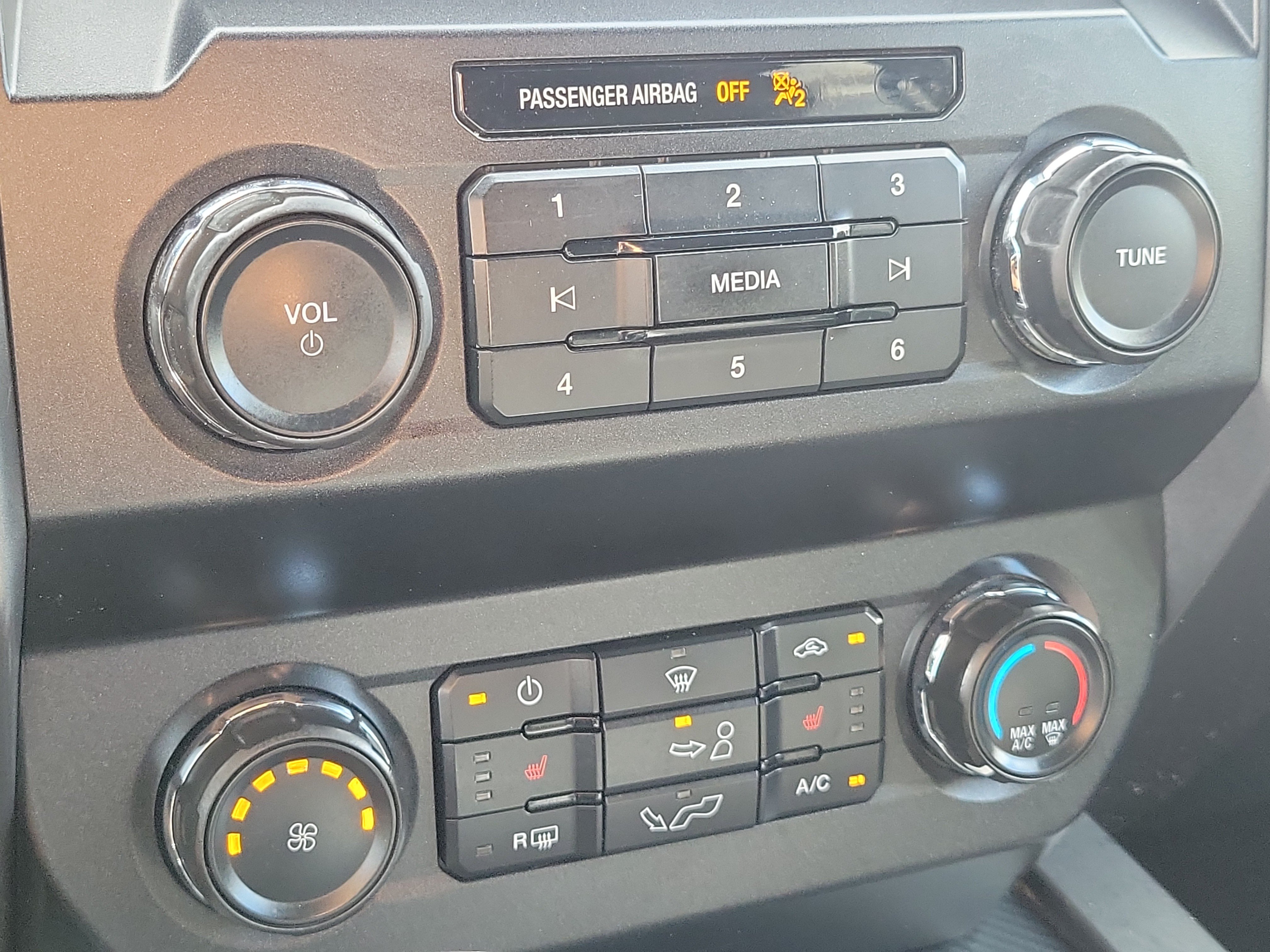 Used 2019 Ford F150 XLT w/ Equipment Group 302A Luxury RWD image 23