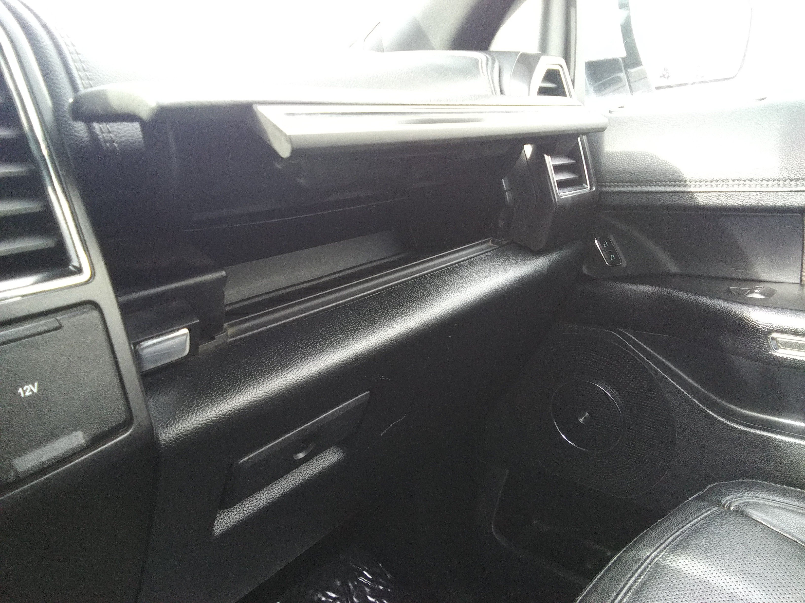 Used 2020 Ford Expedition Max Limited AWD/4WD image 26