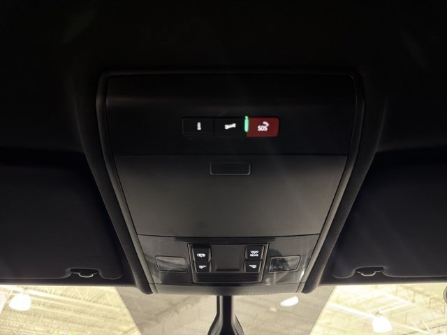 Used 2022 Volkswagen Atlas Cross Sport SE FWD image 35