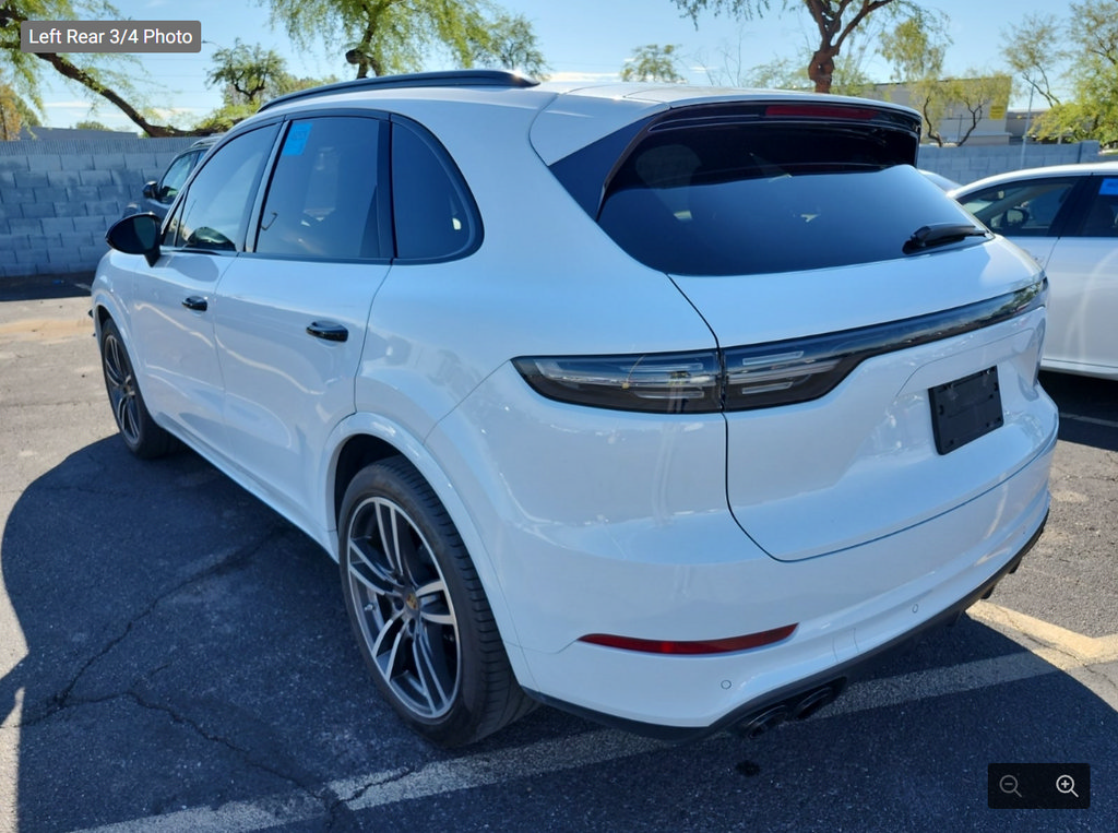Used 2019 Porsche Cayenne Turbo AWD/4WD image 3
