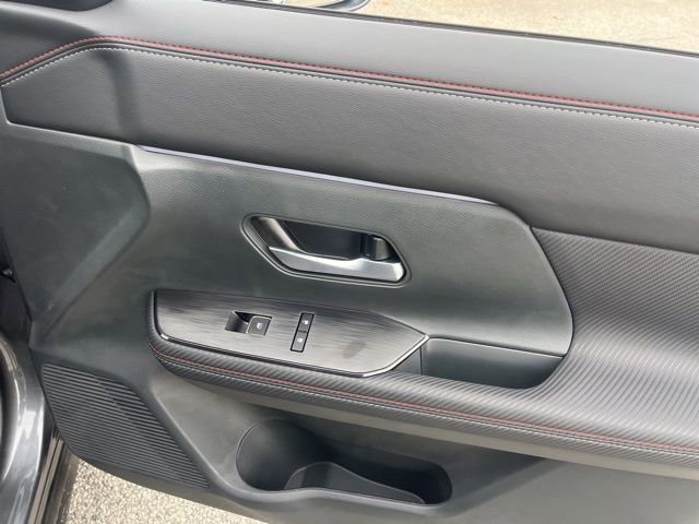 New 2026 Nissan Kicks SR image 20