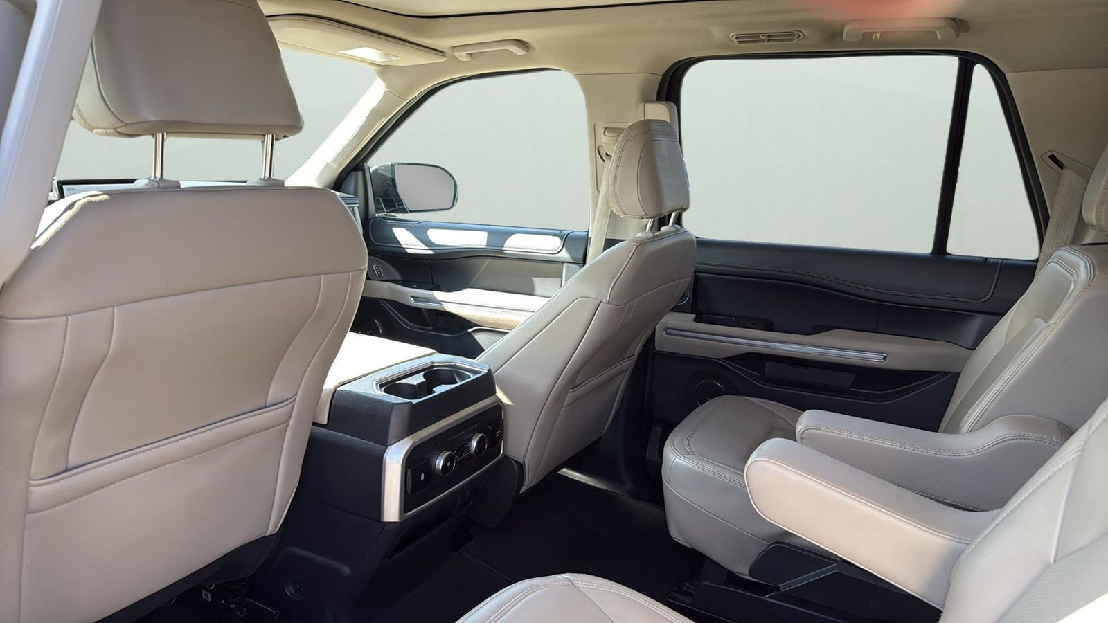 Certified 2024 Ford Expedition Max Limited image 29