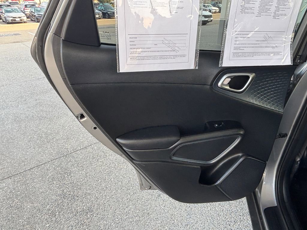 Used 2023 Kia Soul EX image 26