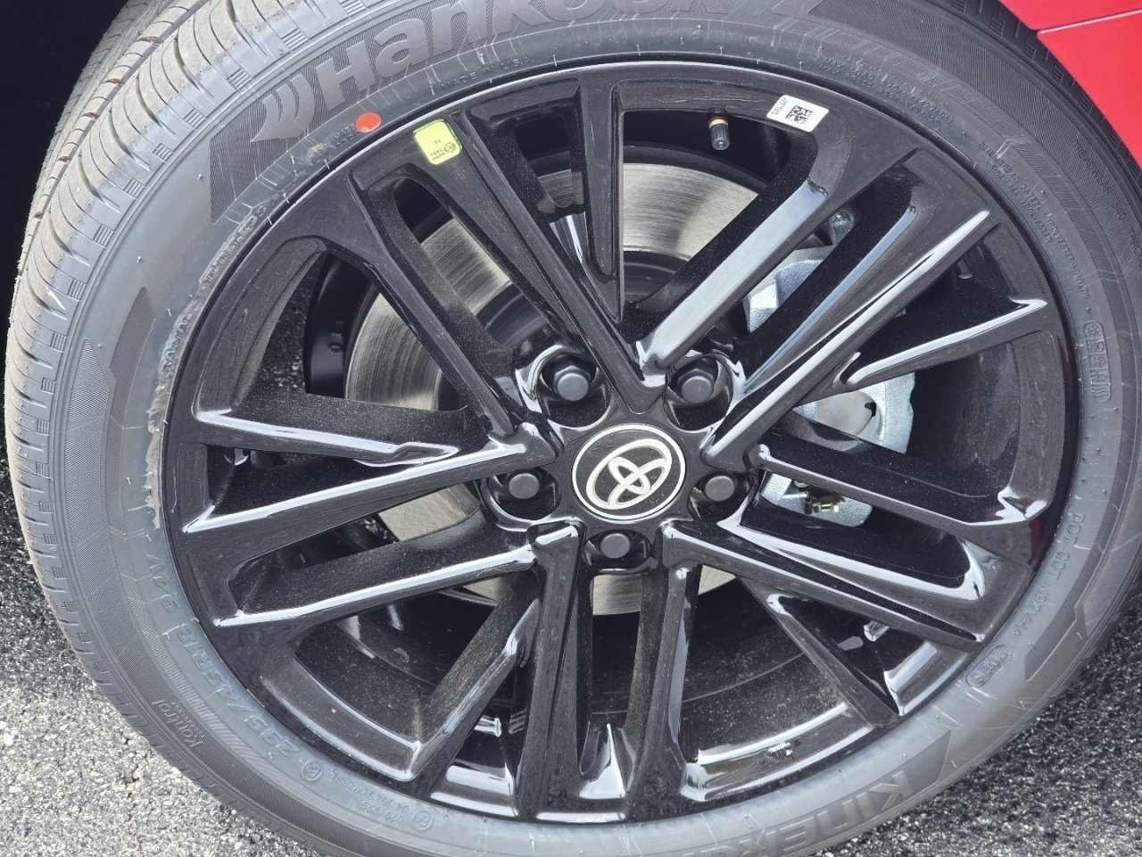 New 2026 Toyota Camry SE FWD image 8