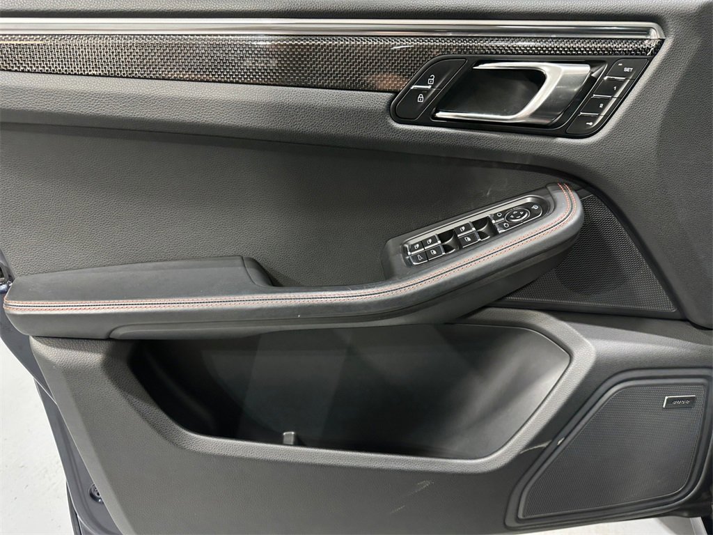 Used 2023 Porsche Macan GTS image 17