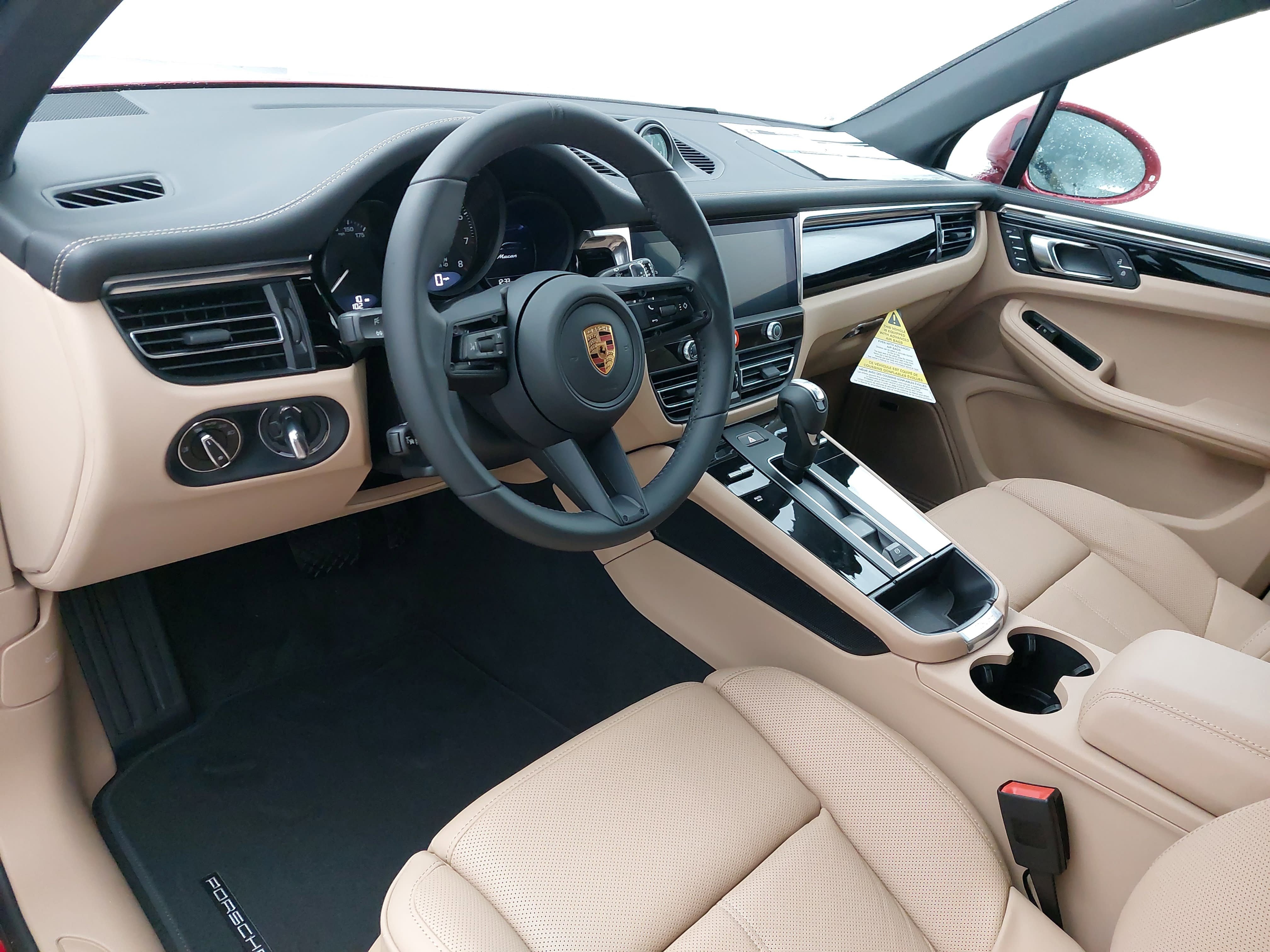 New 2026 Porsche Macan AWD/4WD image 18
