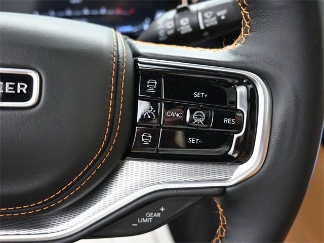 Used 2023 Jeep Grand Wagoneer Series III image 14