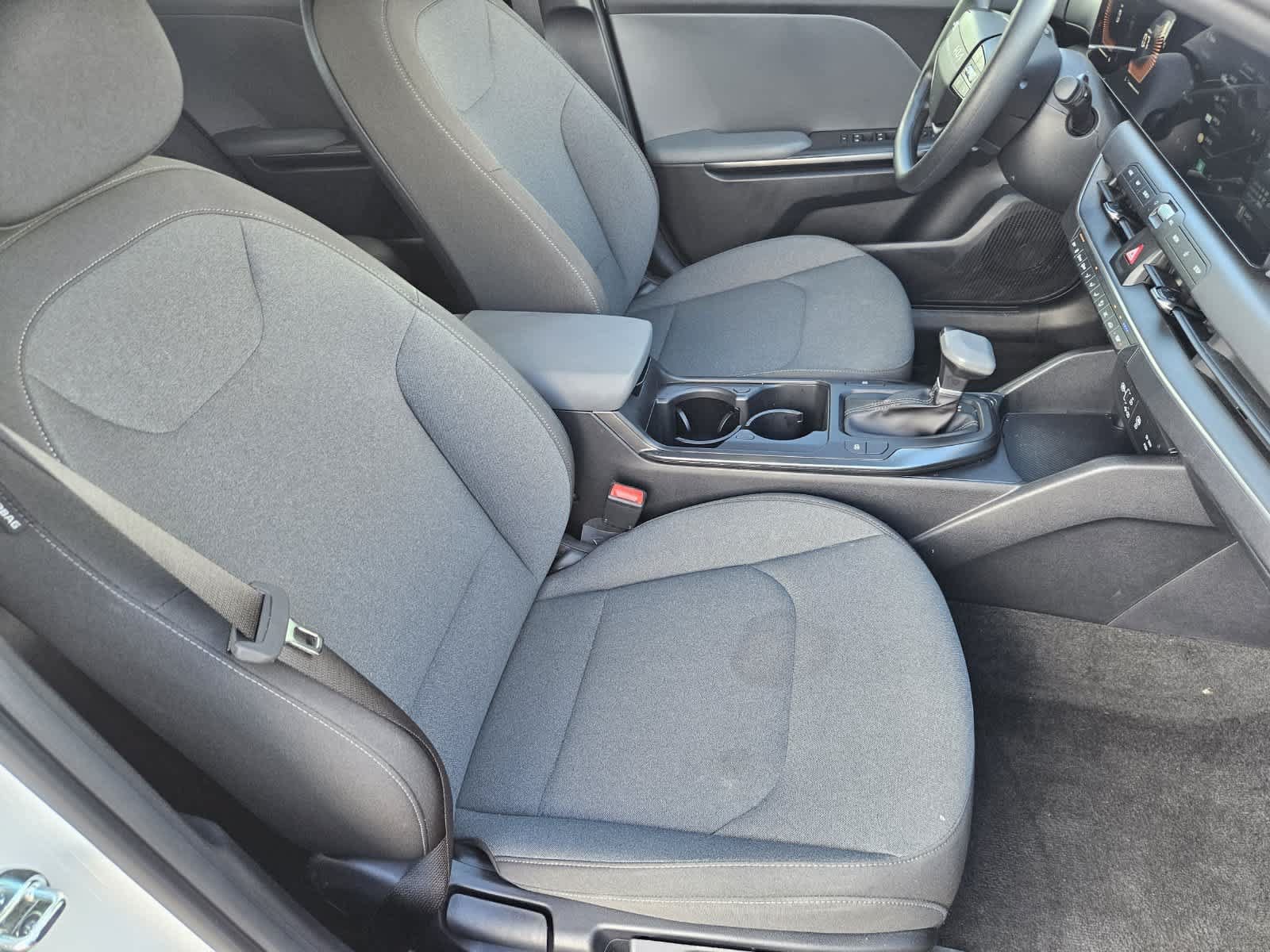 Certified 2025 Kia K4 FWD image 11