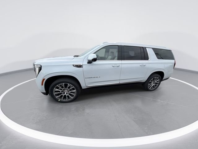 New 2026 GMC Yukon XL Denali w/ Denali Reserve Package image 5