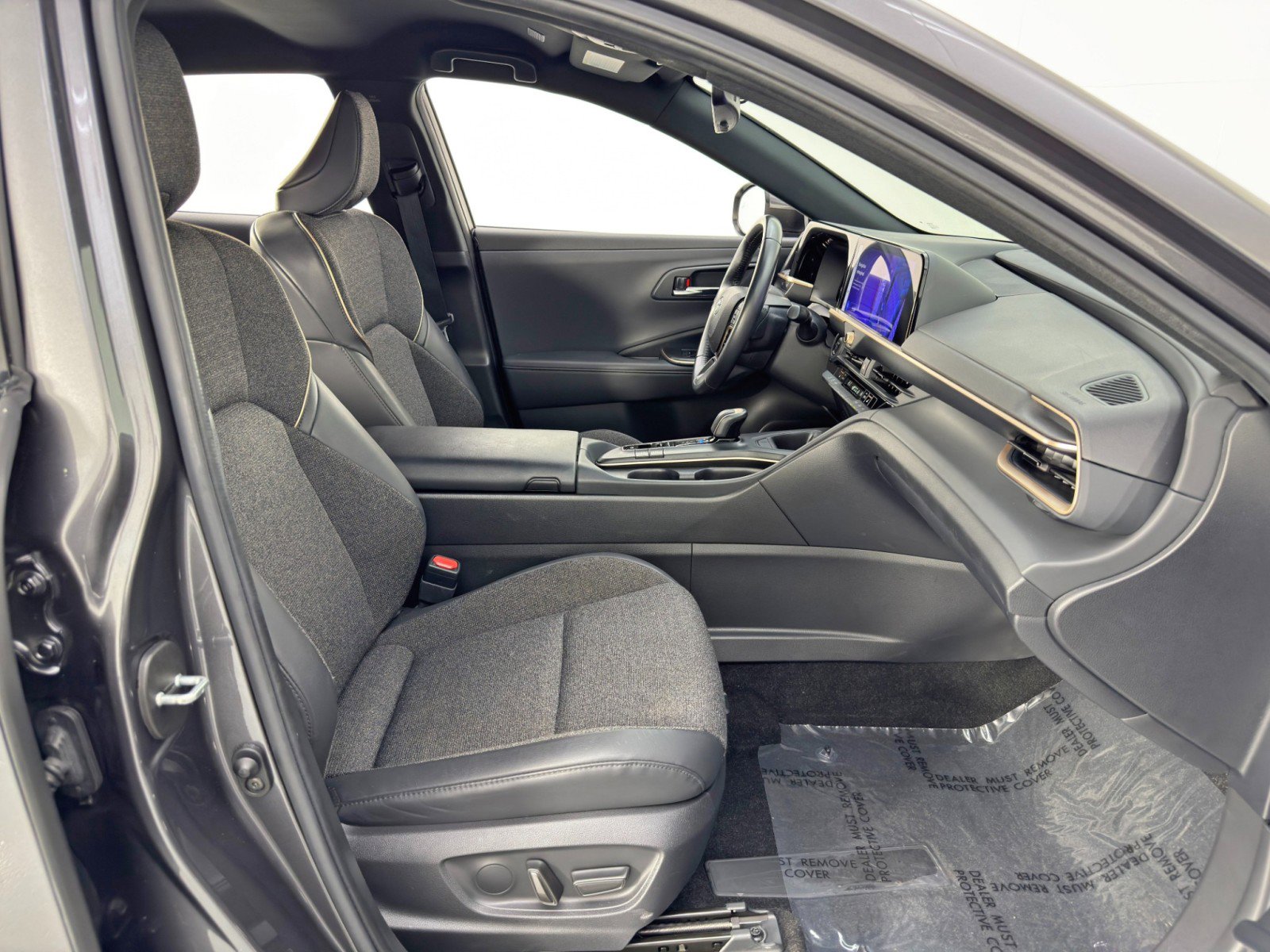 Used 2023 Toyota Crown XLE image 14