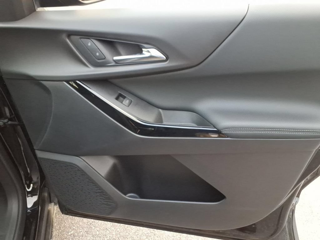 New 2027 Chevrolet Equinox LT FWD image 18