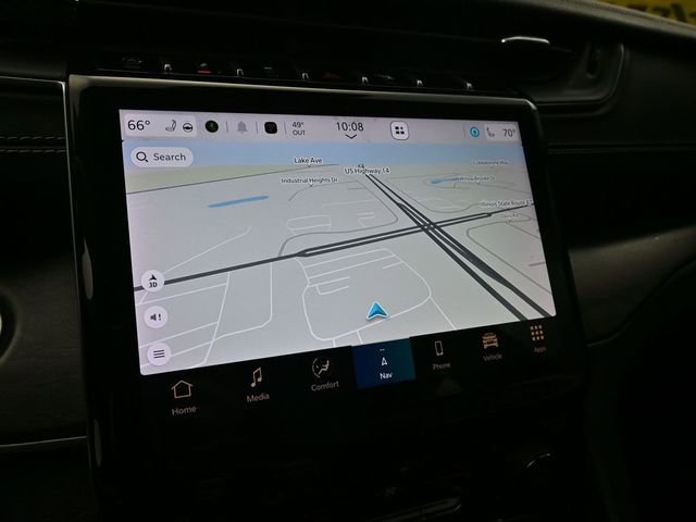 Used 2023 Jeep Grand Cherokee Limited w/ Black Appearance Package image 24