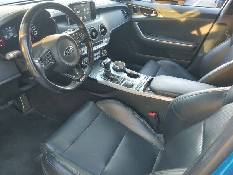 Used 2018 Kia Stinger GT RWD image 26
