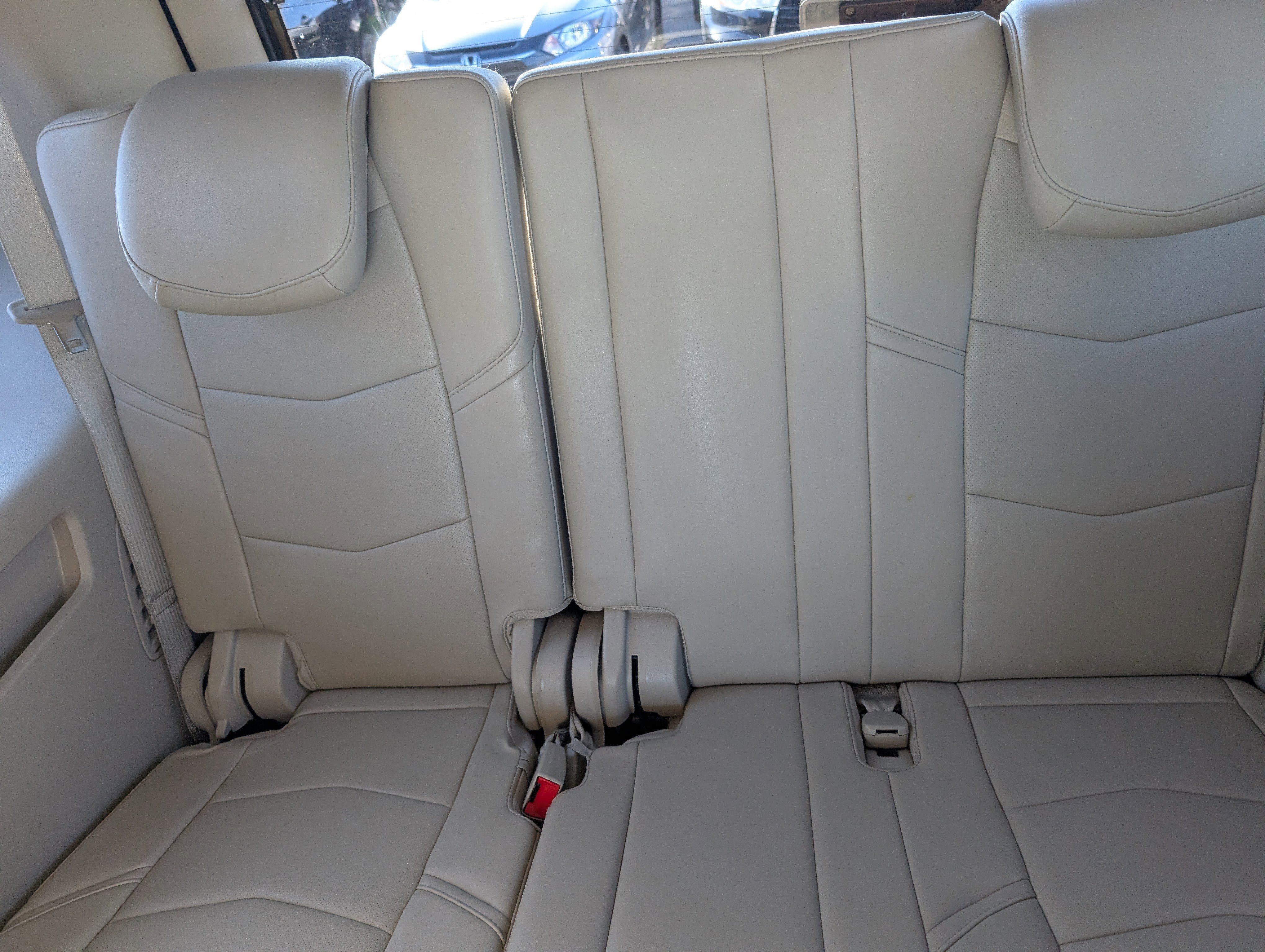 Used 2017 Cadillac Escalade Premium Luxury image 29