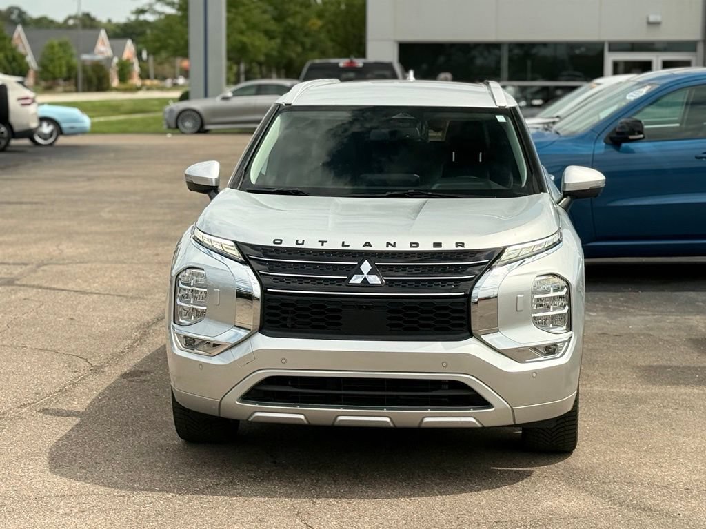 Used 2022 Mitsubishi Outlander SEL AWD/4WD image 40