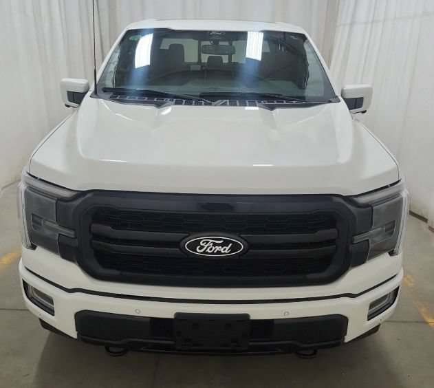 Used 2024 Ford F150 Lariat AWD/4WD image 3